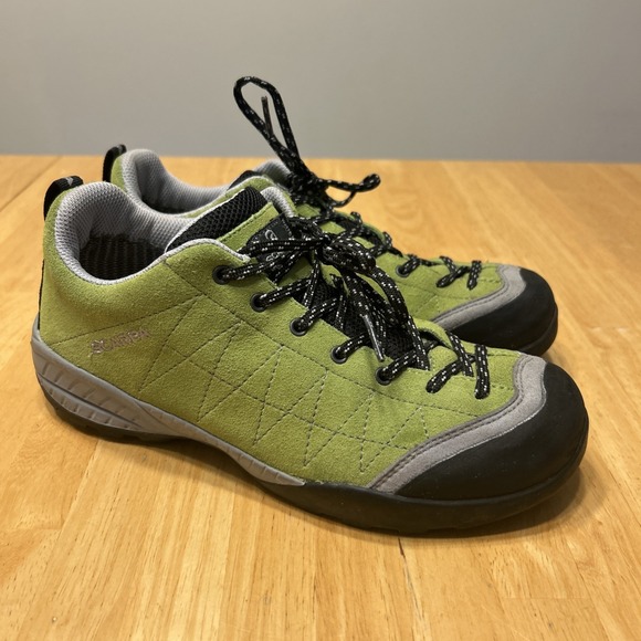 Scarpa Mojito Zen Kids Unisex Adult Shoes Climbing Hiking EU 37 US 5 EUC - Picture 1 of 9